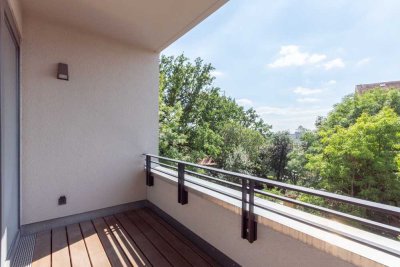 Lichdurchflutete Familienwohnung | 2 Bäder | Großzügiger Balkon | Offene Küche | Aufzug | Stellplatz