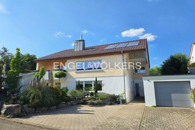 Top gestyltes Wohnhaus mit ELW und liebevoll gestaltetem Garten sowie unverbaubarem Blick auf die...