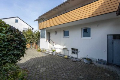 helle Erdgeschosswohnung in Hausgemeinschaft