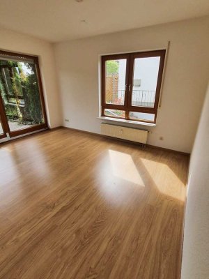 Helle 2,5-Zimmerwohnung - provisionsfrei