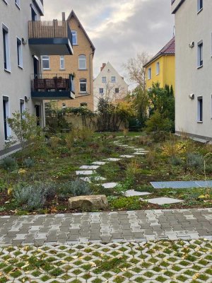Exklusive 4-Zimmer-Penthouse-Wohnung mit gehobener Innenausstattung incl. EBK und zwei Terrassen