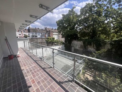 Frisch renovierte 1 Zimmer Wohnung mit EBK & Balkon - Bestlage Burtscheider Markt