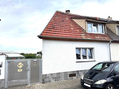 Komplett saniertes Einfamilienhaus mit Einliegerwohnung