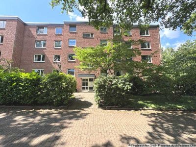 **QUICKBORN** Schöne 4 Zimmer, ca. 100 m², EBK, Balkon, Keller, 3. OG o. Lift