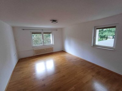bezugsfreie 3 Zimmer-Etagenwohnung