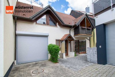 RESERVIERT : Im Herzen des Ortes: Reihenhaus statt Wohnung – pflegeleicht und gut gelegen