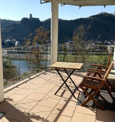 Voll möbliertes Apartment - Sonnenterrasse 80qm