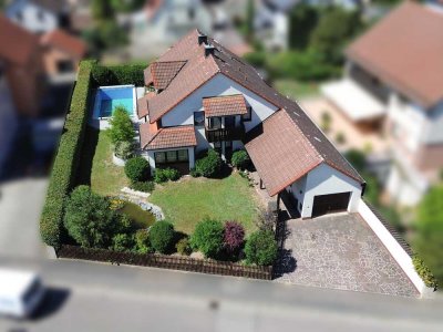 Ein Zuhause voller Möglichkeiten - mit Freiraum, Garten und Wasseridylle