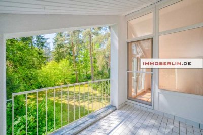 IMMOBERLIN.DE - Sehr angenehme Wohnung mit Südwestloggia & Tiefgaragenplatz