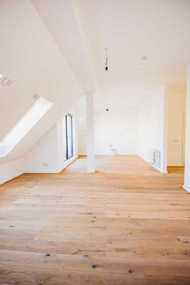 Exklusives Penthouse im Stephankiez mit 3 Zimmern, 2 Balkonen & Aufzug