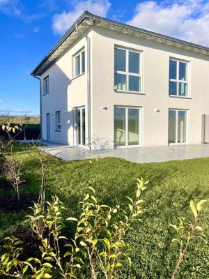 Doppelhaushälfte Bj. 2024, 5 Zimmer, EBK nahe Augsburg/Neusäß/Gersthofen/A8