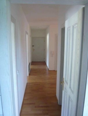 Wunderschöne 5-Zimmer Wohnung in bester Grünruhelage/Privatverkauf