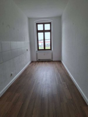 Helle neu sanierte 3 Raum Wohnung zu verkaufen