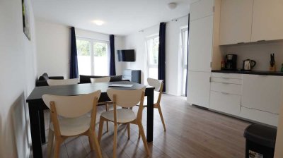 Schöne, neue Wohnung im ruhigen Hinterhaus mit Terrasse und eigenem Garten