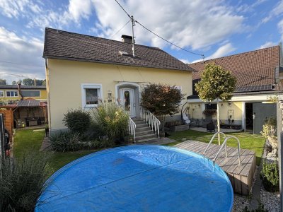 Historisches Flair, moderne Wohnqualität – renoviertes &amp; bezugsfertiges Einfamilienhaus