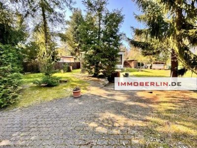 IMMOBERLIN.DE - Herrliches Wochenend- & Freizeitgrundstück mit Bungalow in naturschöner Lage