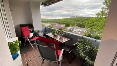 Helle 4,5-Zimmer-Wohnung mit Balkon in Stuttgart-Hoffeld