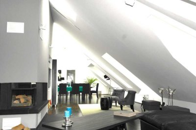 Von Privat- NEU MOBLIERTE  Maisonettewohnung in Top-Lage des Westends.