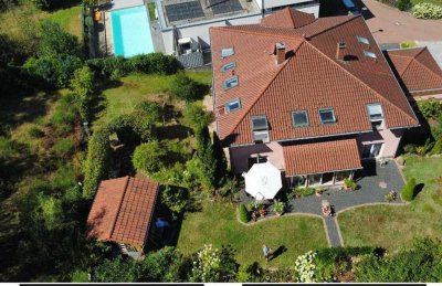 traumhafte hochwertige Wohnung 4 ZK2B in Waldrandlage in Homburg-Bruchhof
