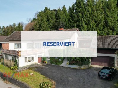 Ein Zuhause mit Charakter: 1.234 m² Grund und nur ein Steinwurf von der Schweiz entfernt