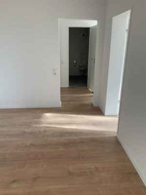 Attraktive 3-Zimmer-Wohnung mit KDB - Sofort bezugsfrei
