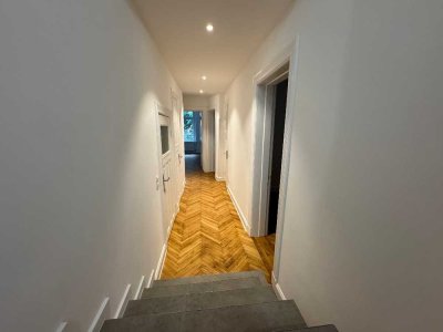 Kernsanierte Erdgeschosswohnung in St. Georg