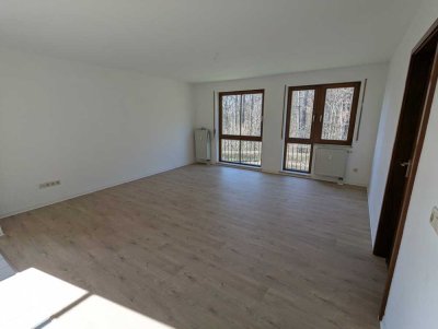 2-Raum-Wohnung und offener Küche
