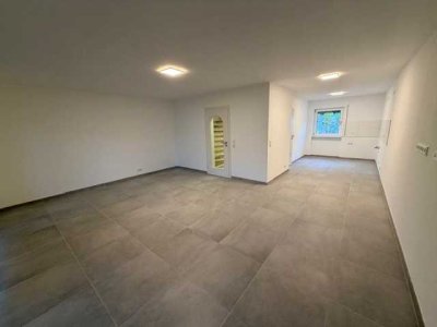 Großes Reihenmittelhaus in guter Lage, 6 Zi, 1 Garage, 90455 Nürnberg-Worzeldorf