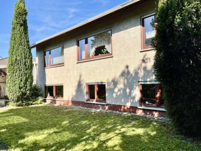 Bürstadt Bobstadt, schönes Einfamilienhaus mit vielen Möglichkeiten, nur 60 Meter zum Feldrand.
