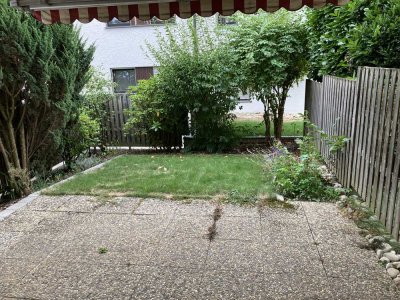 Wohnen mit kleiner Oase im Grünen – sofort bezugsfertige 2-Zimmer-Wohnung mit EBK und Garten