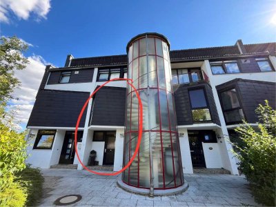 Eine Wohnung nicht von der Stange: 4 (+1) Zi. im Split level-Stil mit Loggia, Garten, Keller +Garage