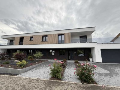 Gehobene 5-Zimmer-Neubauwohnung mit Garten, Terrasse & Garage – Erstbezug in ruhiger Lage (Rottweil)