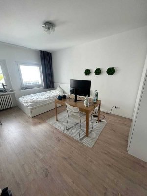 Guten Morgen Barbarossaplatz !!! MODERNE, helle 2 Zimmer mit EINBAUKÜCHE in CITY-LAGE !!!