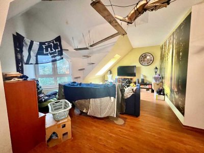 Schöne 2-Zimmer-Wohnung mit Balkon, EBK und TG-Stellplatz