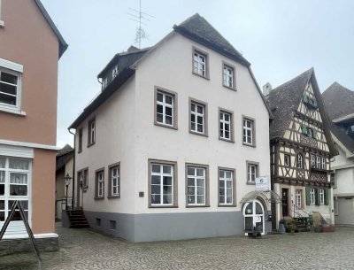 172 m² Wohnen wie im Stadthaus – mitten in der Ettlinger Innenstadt