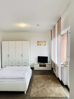 Gemütliches City-Apartment - voll möbliert mit Balkon!