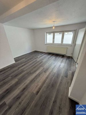 Traumhaft schöne und ruhig gelegnen komplett sanierte 2 Zimmer Wohnung mit Stellplatz in Gronau