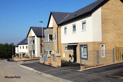 Einfamilienhaus auf großem Grundstück - viel Platz für Familie und Freizeit