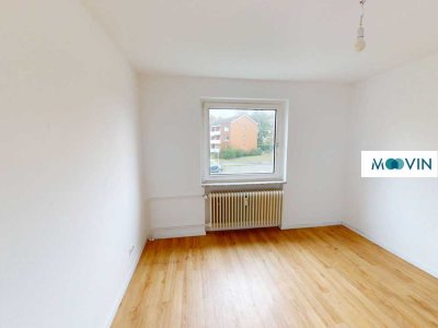 ERSTBEZUG NACH SANIERUNG: Helle 2-Zimmer-Wohnung mit großem BALKON und EBK