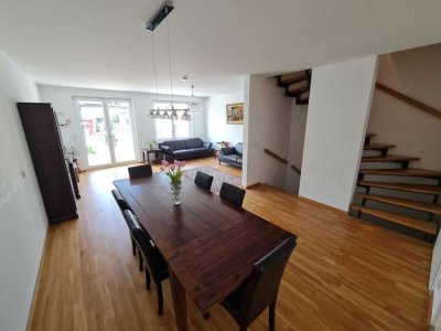 Familienfreundliches Reihenhaus in Neubausiedlung Steglizer Parkquatier