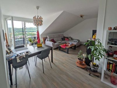 Helle, moderne 3-Zimmer-Wohnung in Arnstein mit traumhafter Aussicht