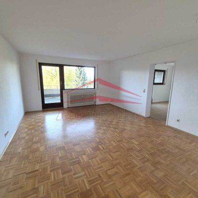 Helle 2 Zimmerwohnung mit großem Balkon und schönem Ausblick