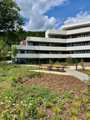 Wohnen Deluxe! Serviced 2-Zimmer-Apartment in Bestlage am Kapellenberg Hofheim!