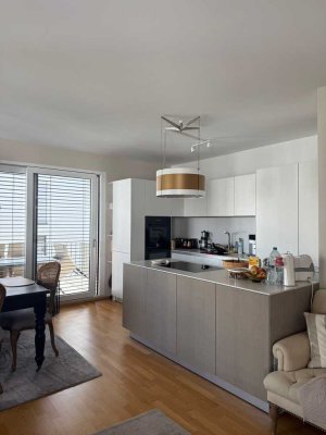 Eine Alternative zum Haus / große  5 Zimmerwohnung mit 2 Balkonen und einer Tiefgarage