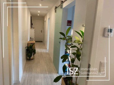 Nbg. Maxfeld - Neu renovierte 4 Zimmer Wohnung mit Balkon, Aufzug und Stellplatz