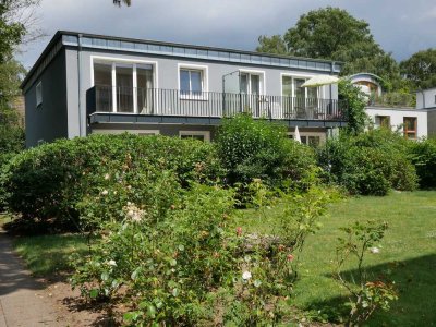 Sonnige 3 Zim. Wohnung mit Garten in Blankenese nähe Bahnhof