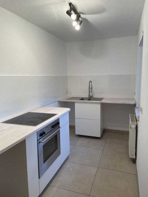 2 Zimmer/ Küche/Bad im Grünen mit Stellplatz