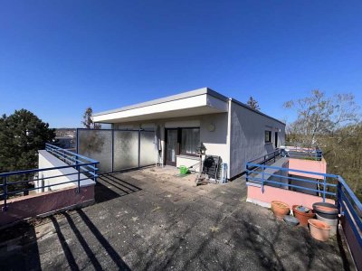 "Die charmante Etagenwohnung mit Traumterrasse in Toplage!„
