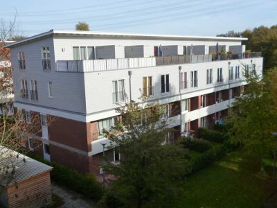 TRAUMHAFTE PENTHOUSEWOHNUNG- 3 Zi. - Maisonette -super ruhig und sonnig