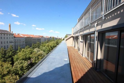 Sonniges Dachgeschoss zwischen Kollwitzplatz und Alex